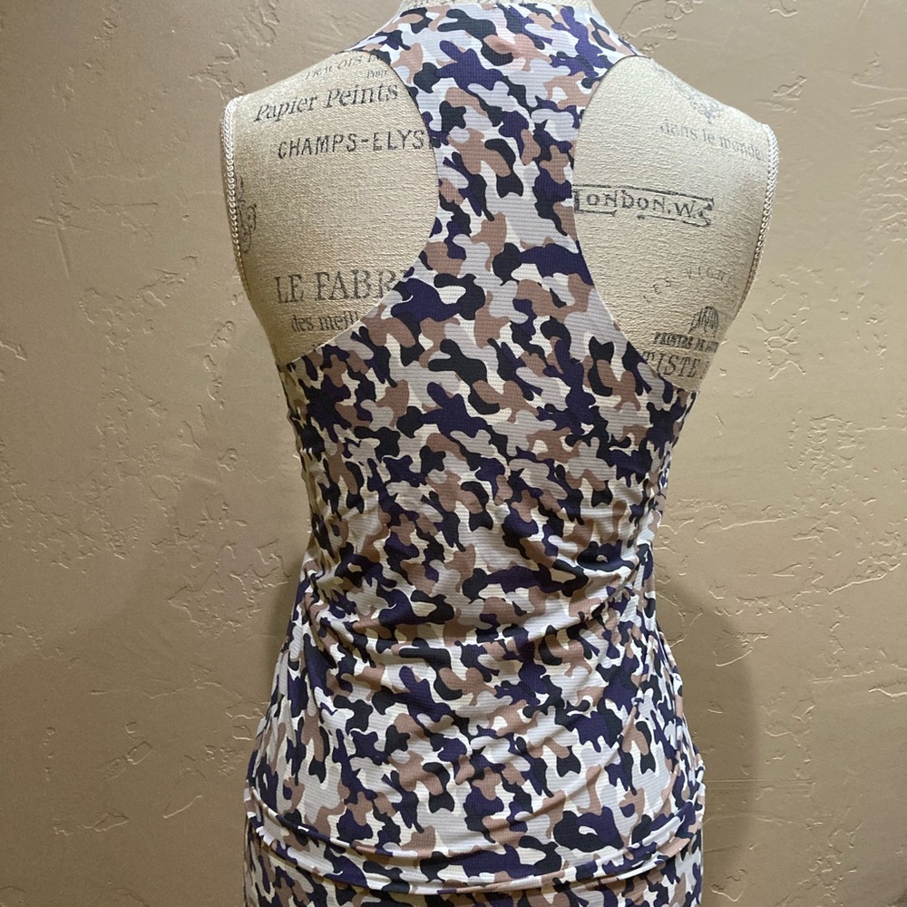 Spanx Perforated Racerback Active Top, Size Large - Picture 6 of 8